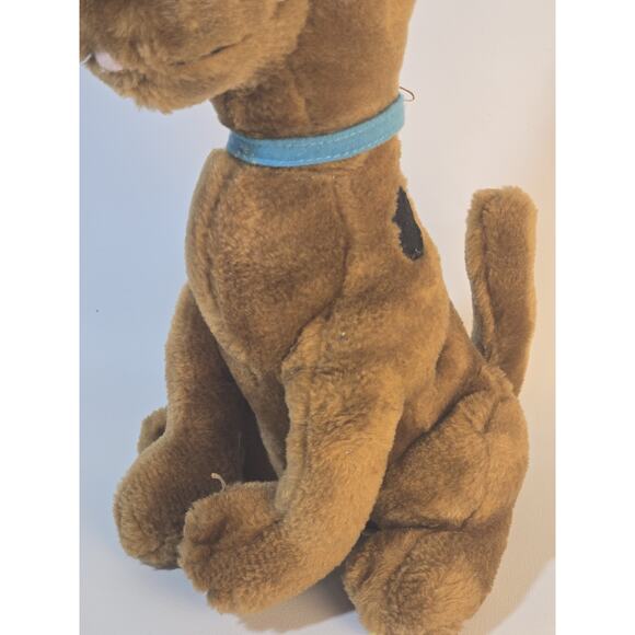 Cartoon Network Scooby Doo 11” Plush Toy Sitting Stuffed Animal Felt Collar - Picture 3 of 6